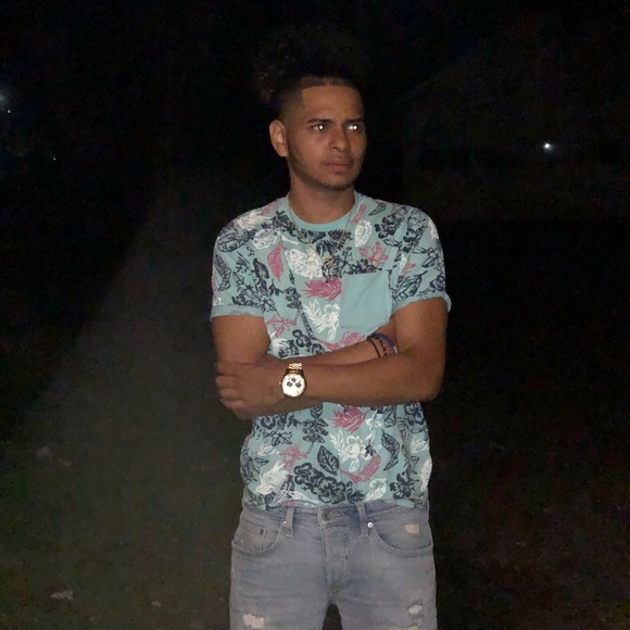 Meet your Posher, Zero - Picture 1 of 1